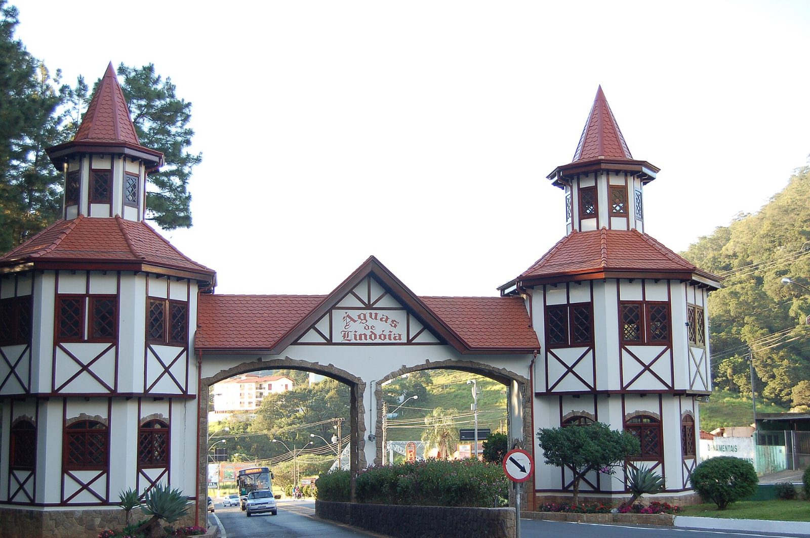 Portal de Águas de Lindóia
