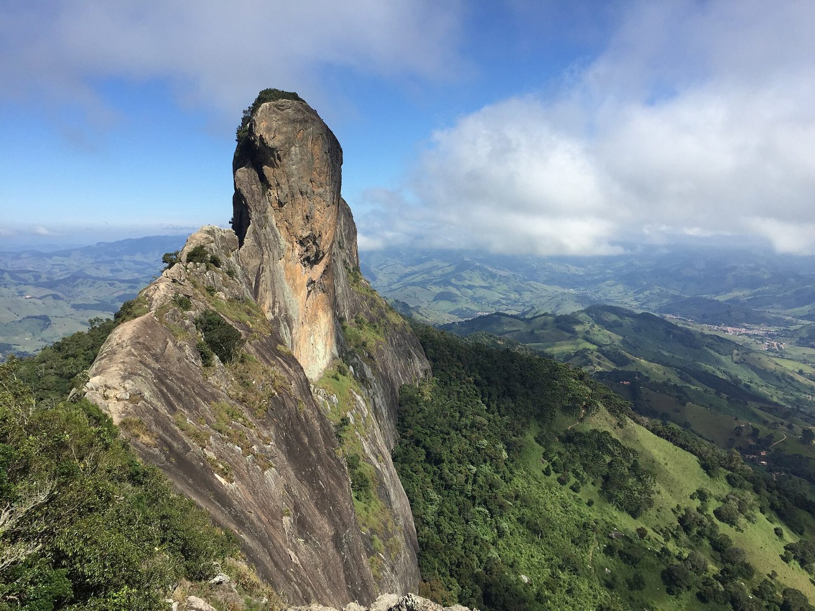 São Bento do Sapucaí Pedra do Baú, em São Bento do Sapucaí